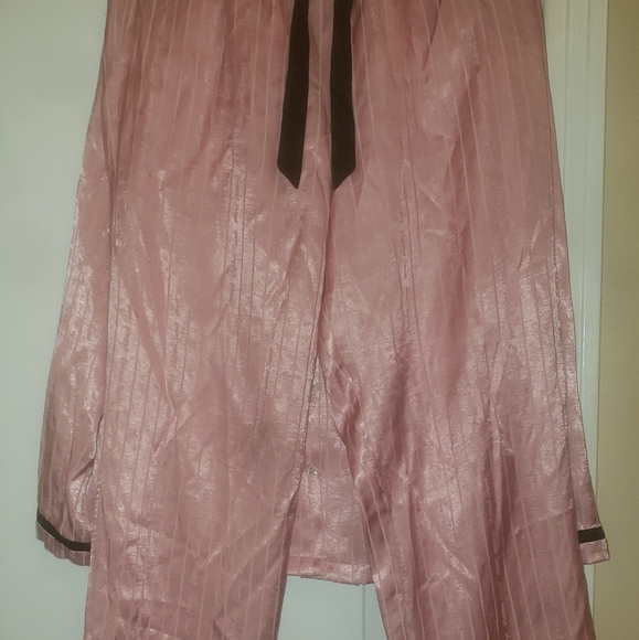 COPY - VICTORIA SECRET SATIN PJS SET - Picture 4 of 6